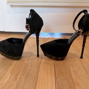 Ski high party shoes